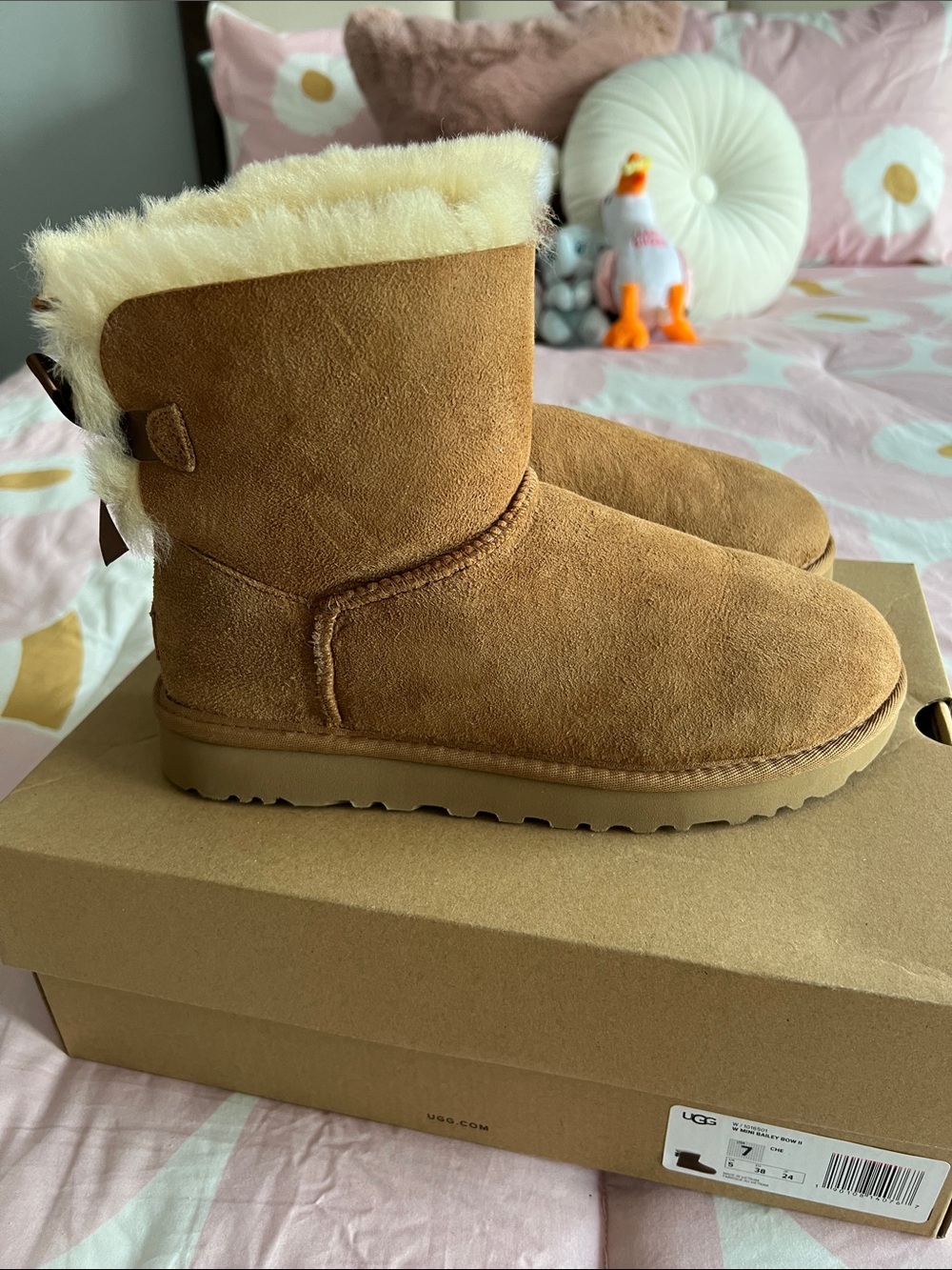Ugh Mini Bailey Bow boots - Picture 6 of 6